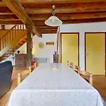 Vakantiehuis Domaine De Montanty *